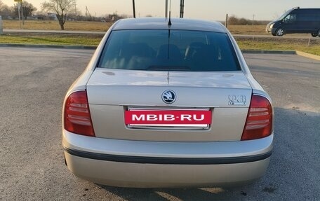 Skoda Superb III рестайлинг, 2004 год, 450 000 рублей, 5 фотография