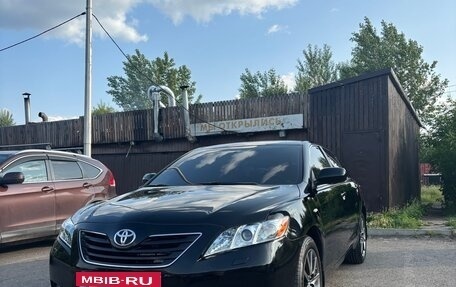 Toyota Camry, 2007 год, 1 350 000 рублей, 2 фотография