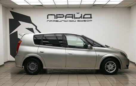 Toyota Opa I рестайлинг, 2000 год, 539 000 рублей, 5 фотография