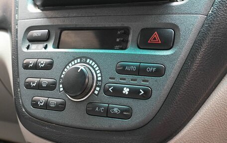 Toyota Opa I рестайлинг, 2000 год, 539 000 рублей, 12 фотография