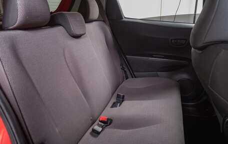 Toyota Vitz, 2013 год, 1 099 000 рублей, 19 фотография