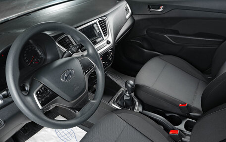 Hyundai Solaris II рестайлинг, 2019 год, 1 379 000 рублей, 7 фотография