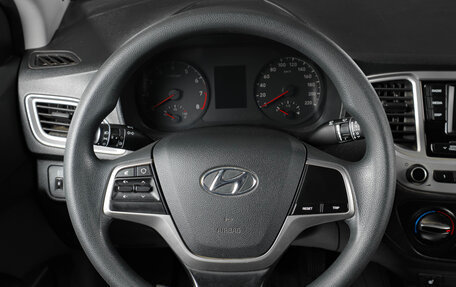 Hyundai Solaris II рестайлинг, 2019 год, 1 379 000 рублей, 16 фотография