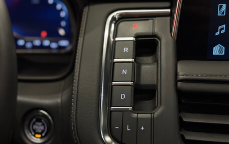 Chevrolet Tahoe IV, 2022 год, 11 000 000 рублей, 17 фотография