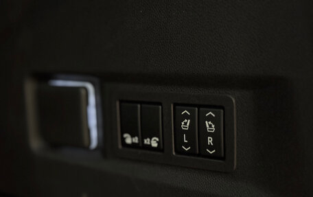 Chevrolet Tahoe IV, 2022 год, 11 000 000 рублей, 34 фотография