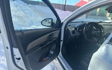 Chevrolet Cruze II, 2014 год, 570 000 рублей, 4 фотография