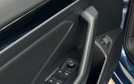 Volkswagen Jetta VII, 2021 год, 1 900 000 рублей, 13 фотография