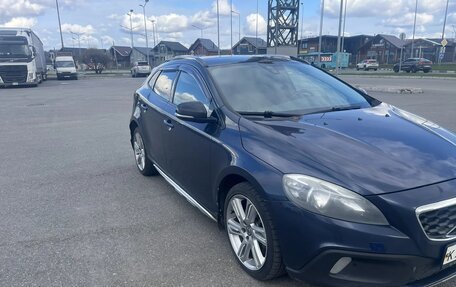 Volvo V40 Cross Country I, 2013 год, 1 400 000 рублей, 3 фотография