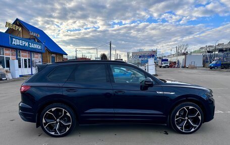 Volkswagen Touareg III, 2019 год, 5 600 000 рублей, 7 фотография