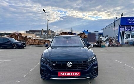 Volkswagen Touareg III, 2019 год, 5 600 000 рублей, 5 фотография