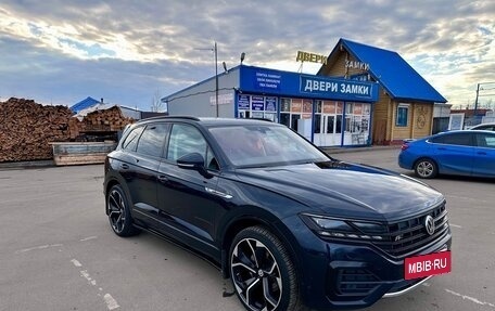 Volkswagen Touareg III, 2019 год, 5 600 000 рублей, 6 фотография