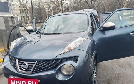 Nissan Juke II, 2011 год, 850 000 рублей, 6 фотография