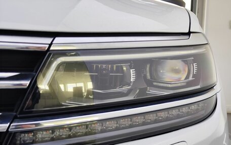 Volkswagen Tiguan II, 2018 год, 3 099 000 рублей, 22 фотография