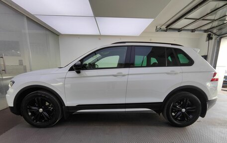 Volkswagen Tiguan II, 2018 год, 3 099 000 рублей, 18 фотография