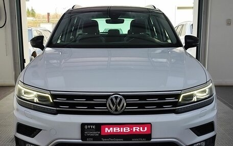 Volkswagen Tiguan II, 2018 год, 3 099 000 рублей, 15 фотография