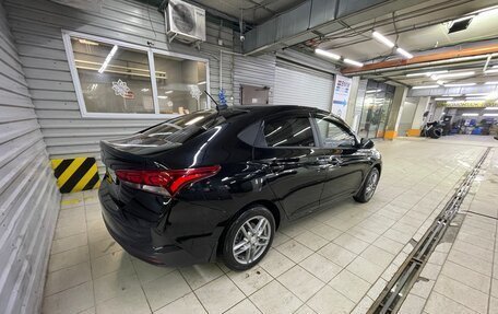 Hyundai Solaris II рестайлинг, 2022 год, 1 850 000 рублей, 5 фотография