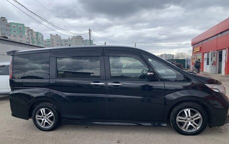 Honda Stepwgn IV, 2017 год, 1 800 000 рублей, 6 фотография