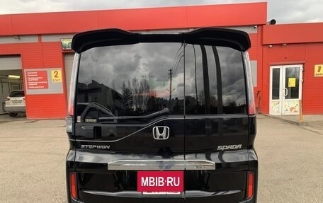 Honda Stepwgn IV, 2017 год, 1 800 000 рублей, 8 фотография