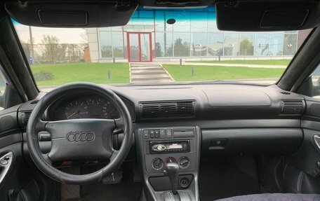 Audi A4, 1995 год, 200 000 рублей, 11 фотография