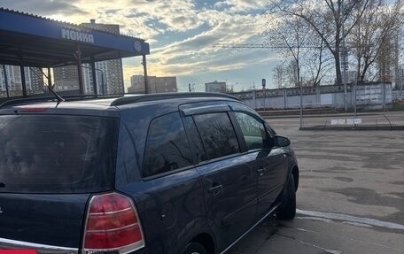 Opel Zafira B, 2006 год, 580 000 рублей, 2 фотография