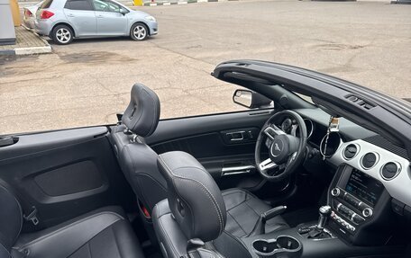 Ford Mustang VI рестайлинг, 2017 год, 2 600 000 рублей, 6 фотография