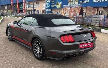 Ford Mustang VI рестайлинг, 2017 год, 2 600 000 рублей, 15 фотография