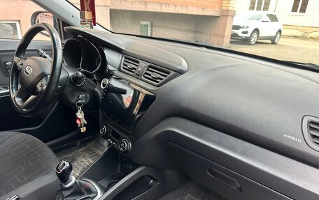 KIA Rio III рестайлинг, 2014 год, 790 000 рублей, 16 фотография