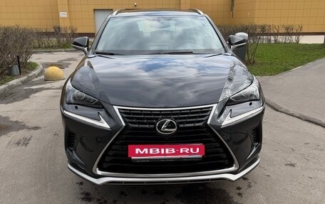 Lexus NX I, 2021 год, 4 000 000 рублей, 10 фотография