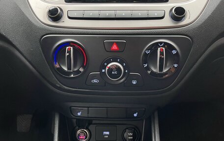 Hyundai Solaris II рестайлинг, 2021 год, 1 200 000 рублей, 11 фотография