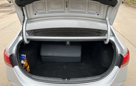 Hyundai Solaris II рестайлинг, 2021 год, 1 200 000 рублей, 19 фотография