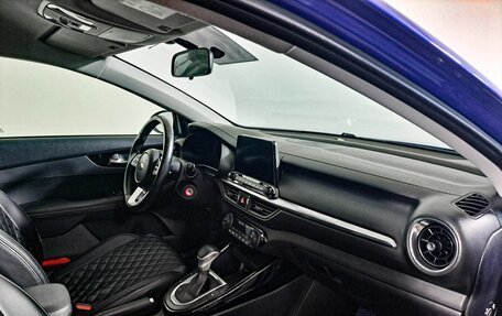 KIA Cerato IV, 2021 год, 2 350 000 рублей, 13 фотография