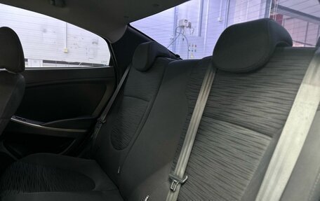 Hyundai Solaris II рестайлинг, 2015 год, 999 900 рублей, 20 фотография