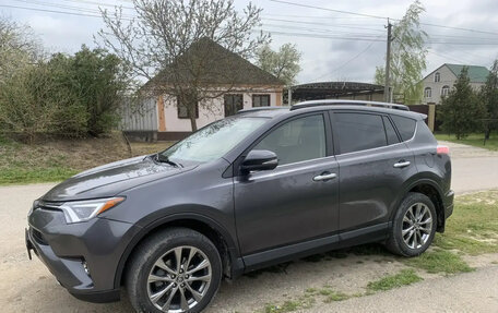 Toyota RAV4, 2017 год, 2 600 000 рублей, 1 фотография