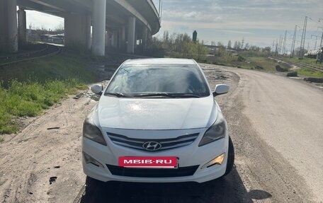 Hyundai Solaris II рестайлинг, 2016 год, 510 000 рублей, 2 фотография