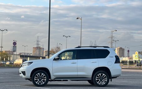 Toyota Land Cruiser Prado 150 рестайлинг 2, 2021 год, 8 590 000 рублей, 2 фотография