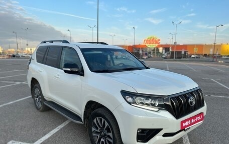 Toyota Land Cruiser Prado 150 рестайлинг 2, 2021 год, 8 590 000 рублей, 7 фотография