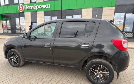 Renault Sandero II рестайлинг, 2014 год, 375 000 рублей, 9 фотография