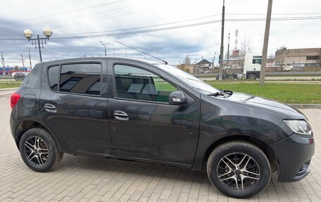 Renault Sandero II рестайлинг, 2014 год, 375 000 рублей, 10 фотография