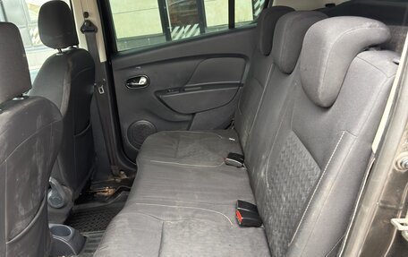 Renault Sandero II рестайлинг, 2014 год, 375 000 рублей, 31 фотография