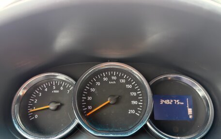 Renault Sandero II рестайлинг, 2014 год, 375 000 рублей, 40 фотография