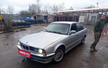 BMW 5 серия, 1990 год, 250 000 рублей, 6 фотография