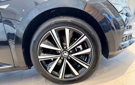 Skoda Superb III рестайлинг, 2025 год, 3 350 000 рублей, 19 фотография