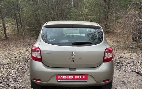 Renault Sandero II рестайлинг, 2016 год, 800 000 рублей, 3 фотография