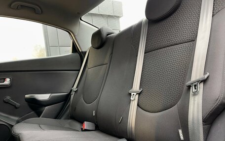 KIA Rio III рестайлинг, 2016 год, 949 000 рублей, 18 фотография