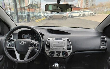 Hyundai i20 IB рестайлинг, 2010 год, 499 800 рублей, 17 фотография