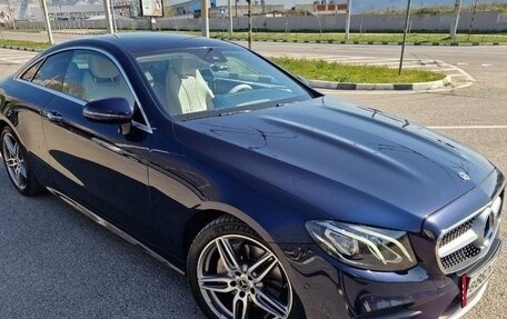 Mercedes-Benz E-Класс, 2019 год, 5 900 000 рублей, 1 фотография