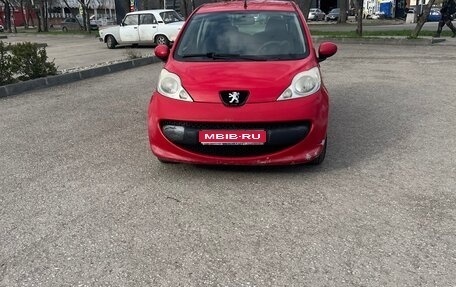 Peugeot 107 I рестайлинг, 2008 год, 310 000 рублей, 1 фотография