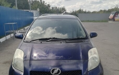 Toyota Vitz, 2008 год, 442 000 рублей, 1 фотография