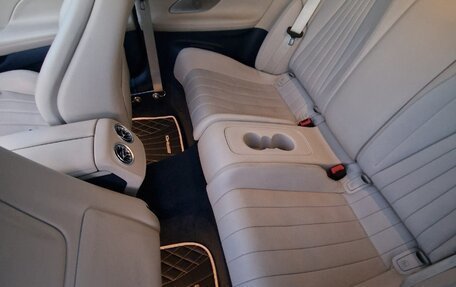 Mercedes-Benz E-Класс, 2019 год, 5 900 000 рублей, 27 фотография