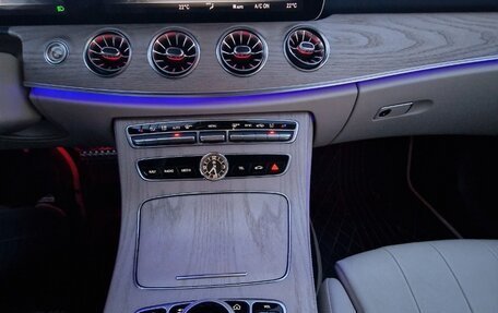 Mercedes-Benz E-Класс, 2019 год, 5 900 000 рублей, 29 фотография